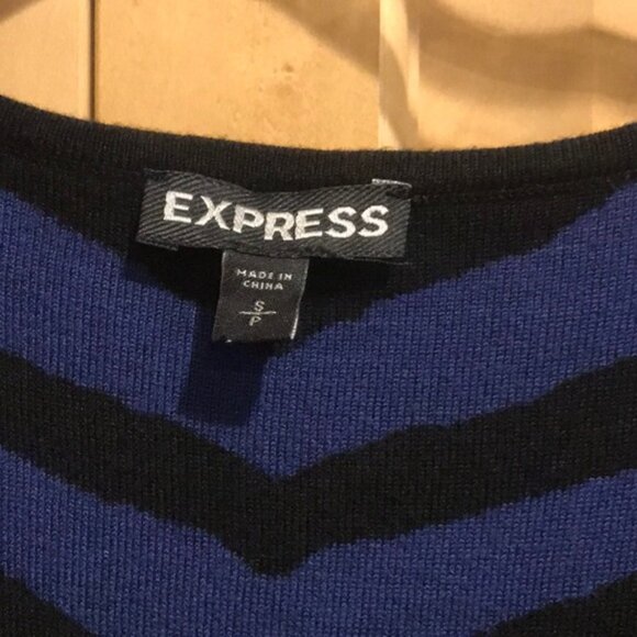 Express sweater dress - Picture 3 of 6